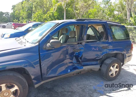 2004 Chevrolet Trailblazer Ls из США, поврежденный, VIN 1GNDS13S442319448